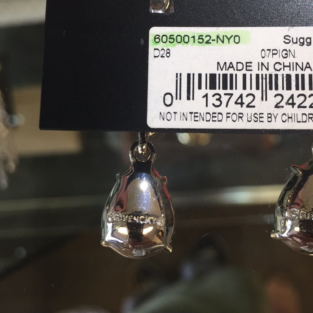 Designer Women’s Drop Earrings - Picture 3 of 3